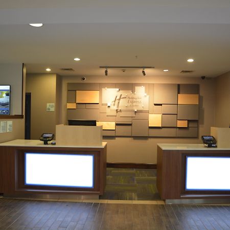 Holiday Inn Express & Suites Caryville By Ihg Exterior photo