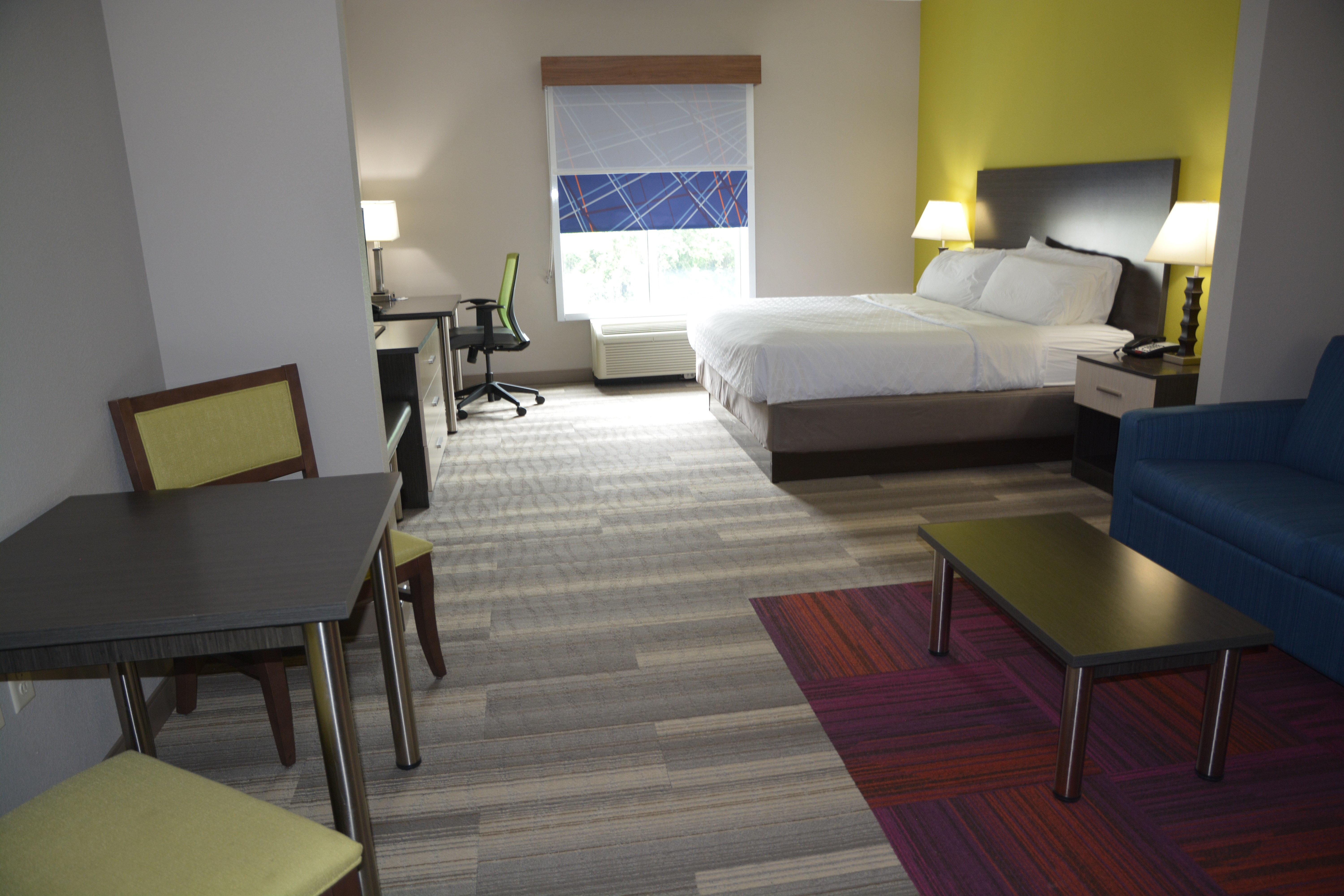 Holiday Inn Express & Suites Caryville By Ihg Exterior photo