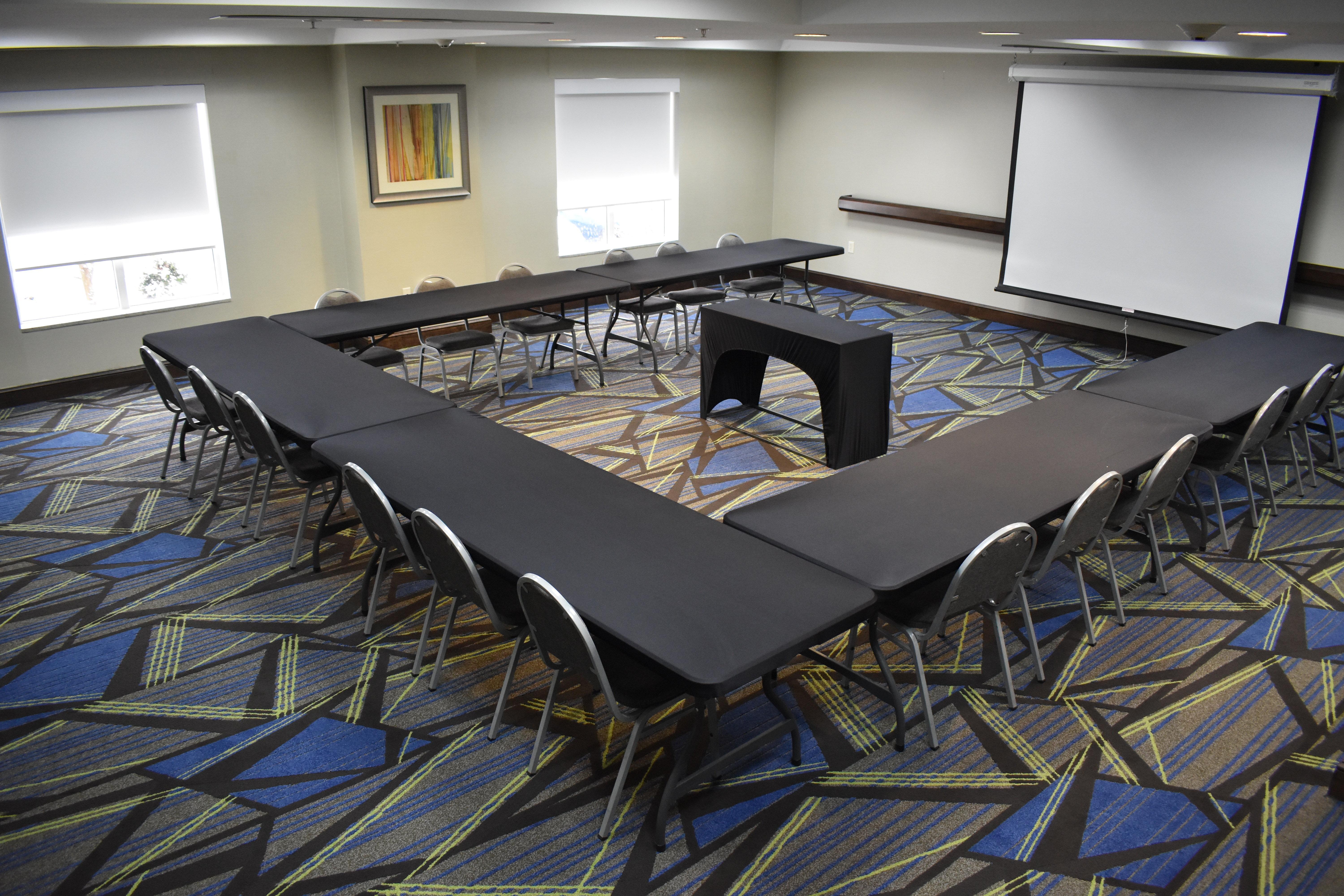 Holiday Inn Express & Suites Caryville By Ihg Exterior photo