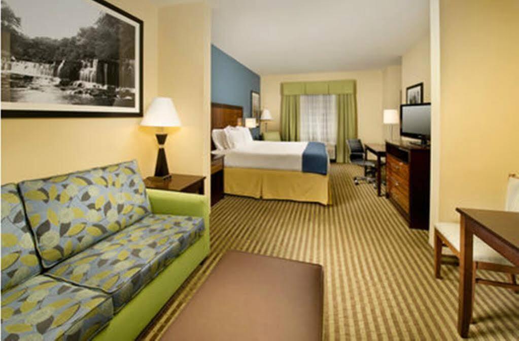 Holiday Inn Express & Suites Caryville By Ihg Exterior photo